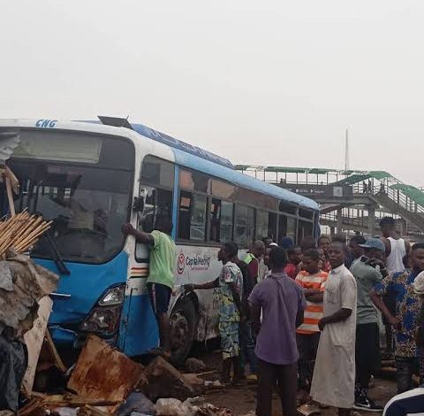 Scores Feared Injured As Truck Rams Into BRT In Lagos