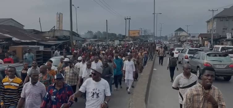 Rivers Crisis: Pro-Wike Protester Dies While Trying To Discharge Dynamite