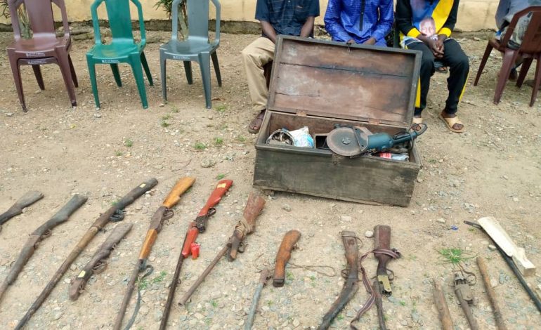 Osun Police Arrest Blacksmith Who Manufactures Guns