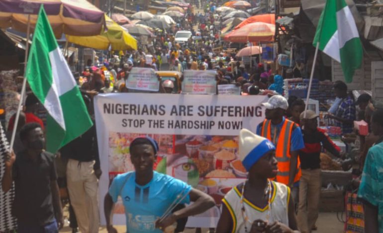 Youths Troop Out To Protest Against FG In Niger State