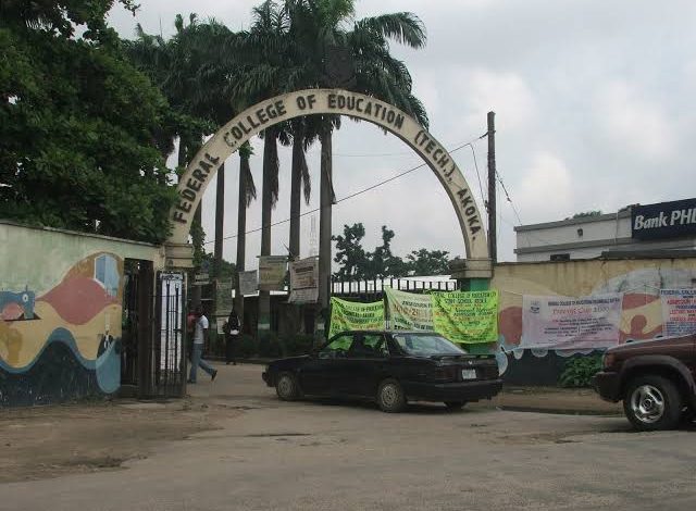 Leadership Crisis: FCE Students, Staff Attack Ministry Of Education Team, Vandalise Staff Quarters