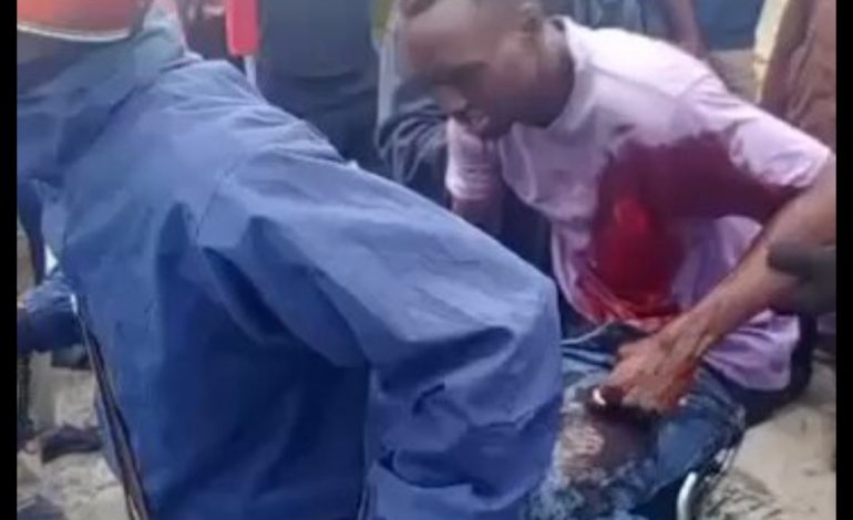 #EndBadGovernance: Panic As Police Stray Bullet Hits Dispatcher During Protest (Video)