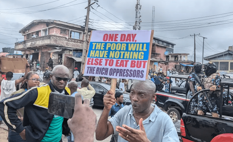 Day 3: Low Turnout As #EndBadGovernance Protesters Storm Lagos