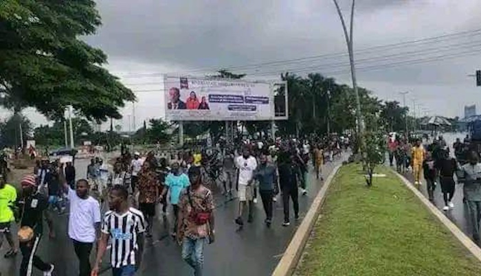 #EndBadGovernance Day 3: Protesters Begin Protest In Port Harcourt