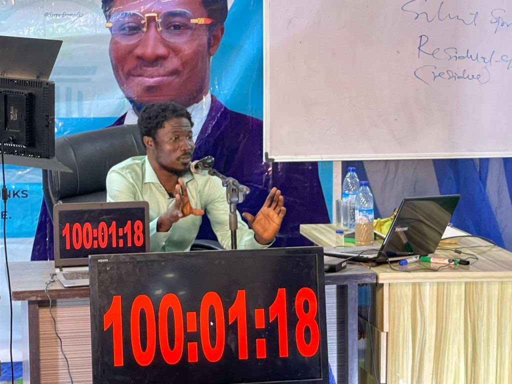 150-Hour Marathon Lecture: Osun Lecturer Reaches 105-Hour Mark