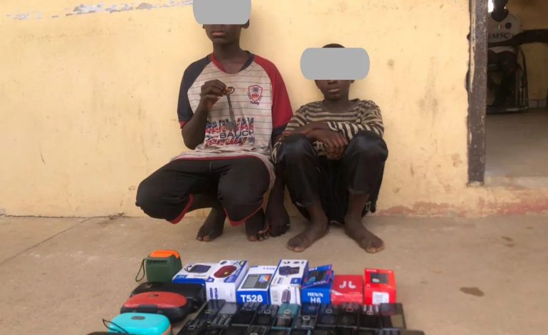 Two JSS 3 Students Arrested For Stealing 100 Phones