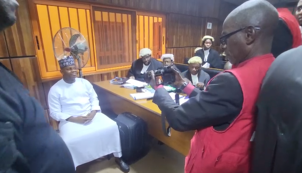 Drama As Yahaya Bello’s Supporters Storm Courtroom