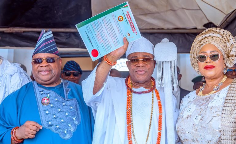 PHOTONEWS: Adeleke Presents Staff-Of-Office To New Owa Obokun Of Ijesaland