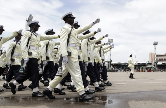 Navy Intercepts Stolen 100,000 Oil-Laden Boat In Ondo