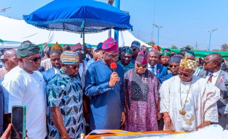 Adeleke Pays Tribute To Aregbesola, Commissions ‘Ona-Baba-Ona’ Road Project