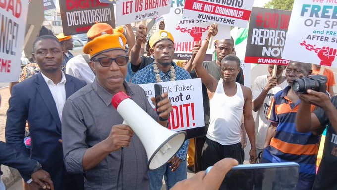 Despite Police Warning, Protesters Throng Streets In Abuja, Lagos, Others