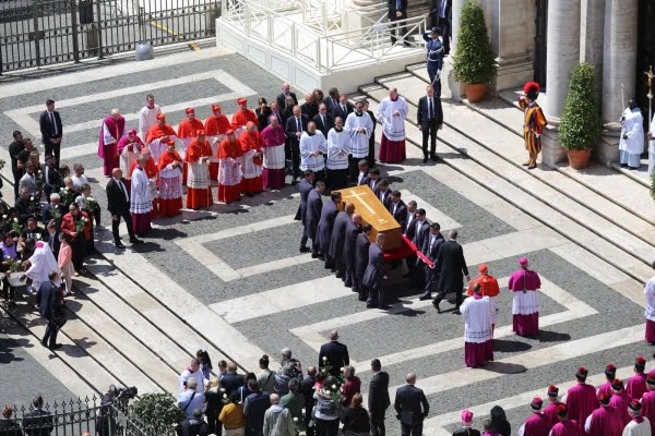 World Leaders, Mourners Bid Farewell As Pope Francis Buried In Rome