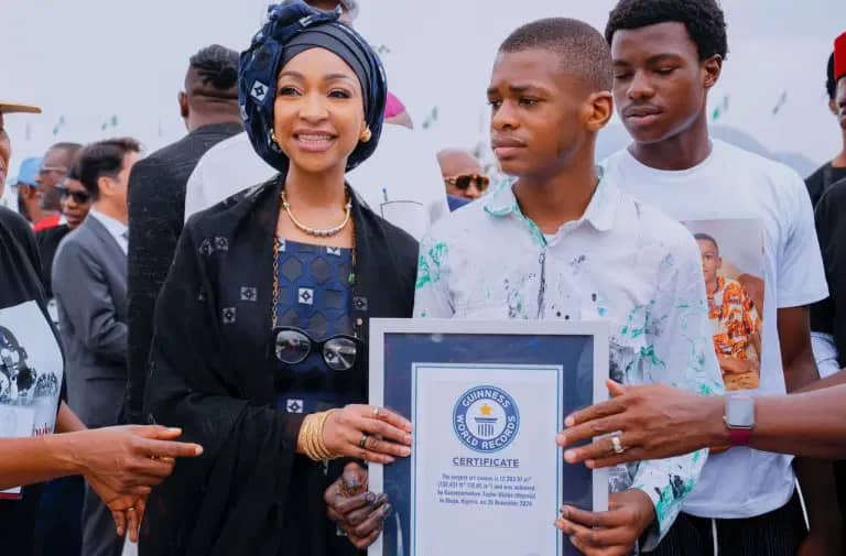 15-Year-Old Nigerian Breaks Guinness World Record for Largest Art Canvas