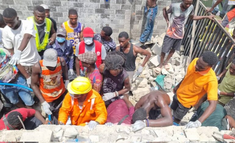Photos: 9 Rescued In Lagos Three-Storey Building Collapse