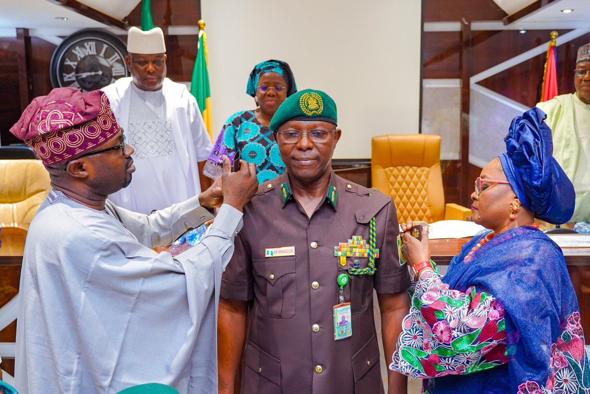 FG Decorates New NCoS Boss, Sets Targets For Him
