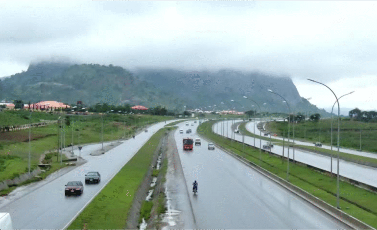 We Need N880bn Yearly For Road Maintenance – FG