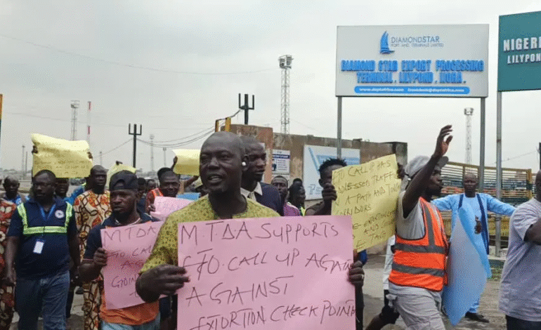 Protest As Maritime Truck Drivers Decry 400,000 Extortion