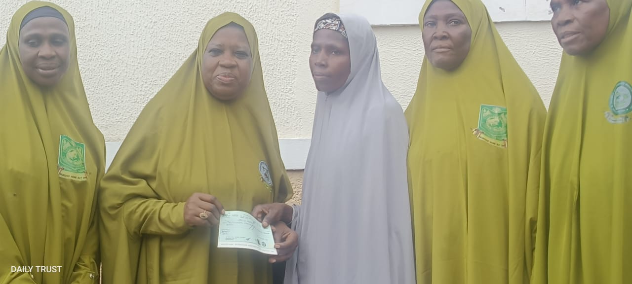 Anonymous Donor Rewards Cleaner Who Returned N4.8m With N2.5m
