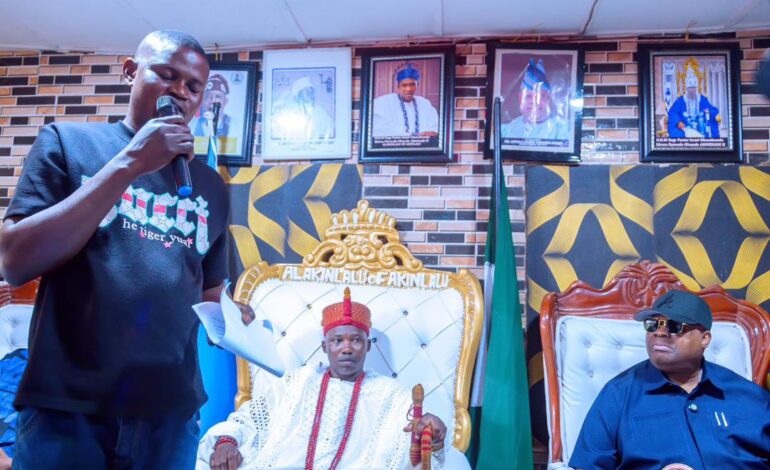 Adeleke Visits Akinlalu, Promises Compensation For Victims