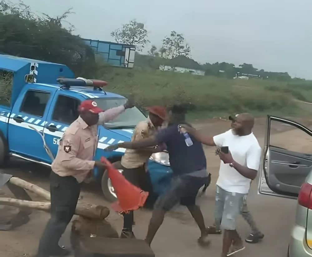 Outrage As FRSC Officer, Driver Engage In Physical Fight