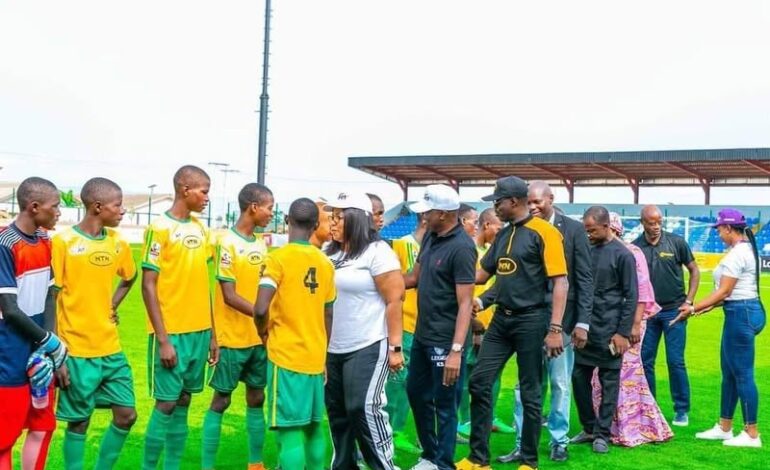 Katsina United Fans Reporteldy Slit Opposition Player’s After Team Equalises Goal In NPFL Match