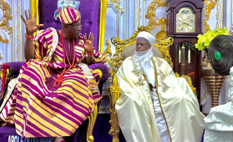 Sultan Visits Oluwo, Preaches Peaceful Co-Existence