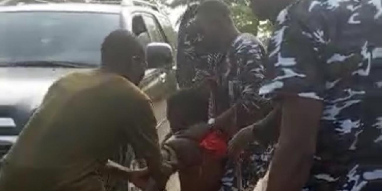 Army Shoots Policemen Returning from Anambra Election