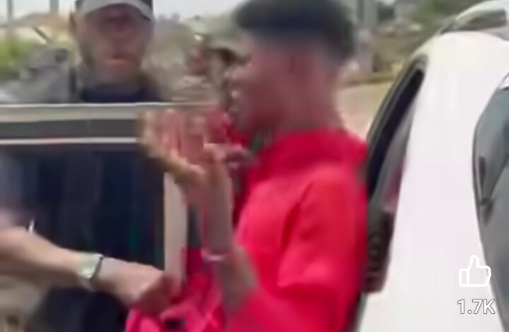 Video: Osun Police Officers Harass Social Media Influencer In Osogbo