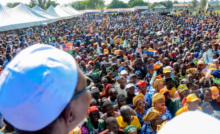 Aregbesola Shuts Down Osogbo as Massive Crowd Welcomes Osun ADC Tour