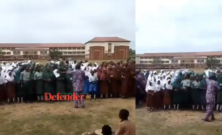 Knocks As Osun Public School Students Sing Political Songs At Assembly Ground