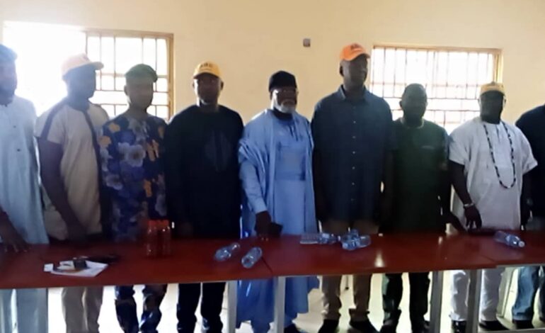 PDP Chieftain, Niyi Aborisade Defects To ADC, Describe Party “Sinking Ship”