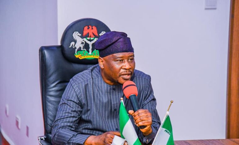 Fintiri Sets To Join APC As Speaker, 13 Assembly Members Dump PDP