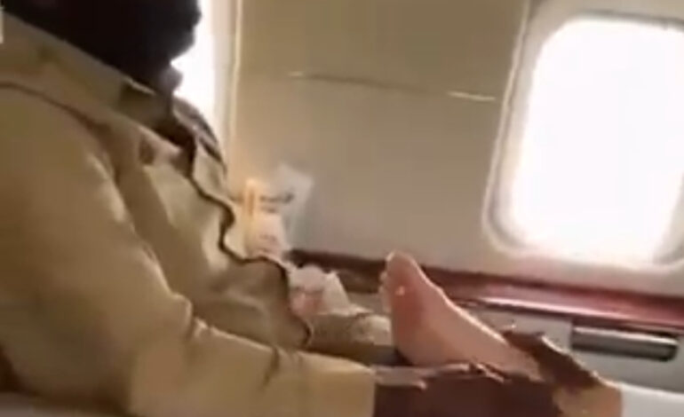 Nigerians Tongue Lash Oshiomhole Over Viral Private Jet Foot Massage Video