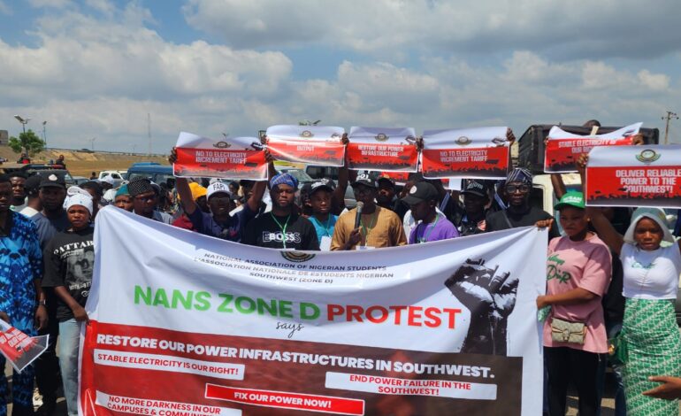 NANS Occupies Osogbo, Protests Epileptic Power Supply