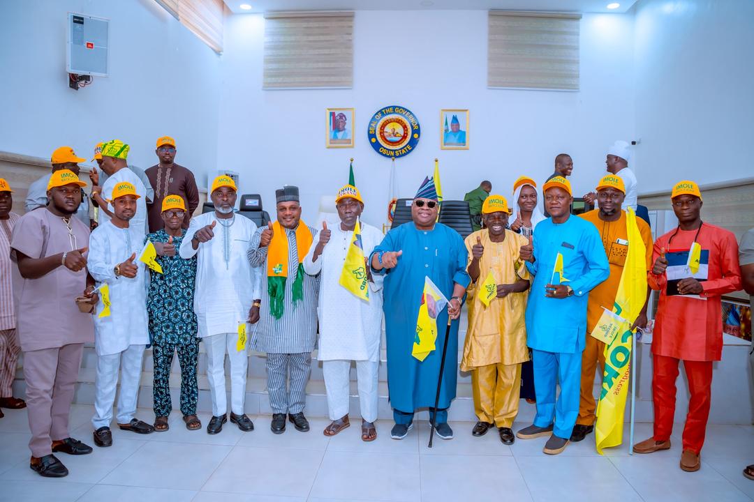 Oyetola’s Kinsmen Dump APC, Back Adeleke’s Re-Election