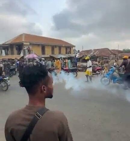 Osun Police Fire Teargas At Accord Party Members In Ede During Project Flag Off