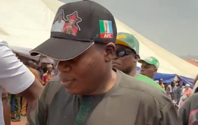 Netizens React As Sunday Igboho Wears APC Cap At Olubadan’s Event