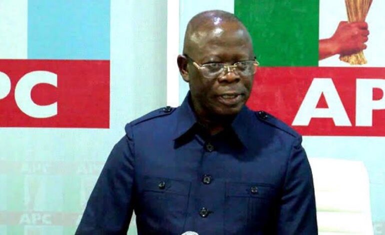 Video: Akpabio, Oshiomhole Trade Words After Senate Tightens Rules For Leadership