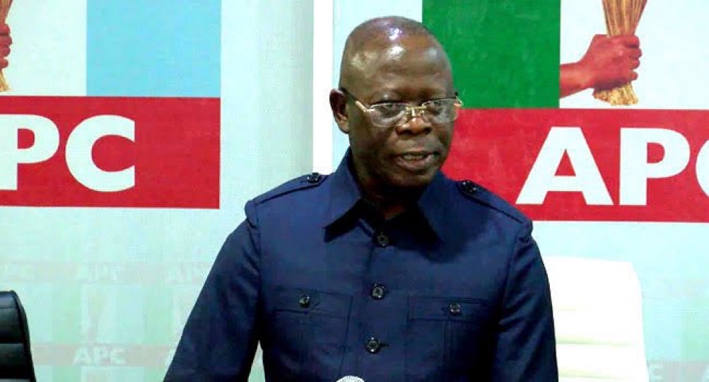 Video: Akpabio, Oshiomhole Trade Words After Senate Tightens Rules For Leadership