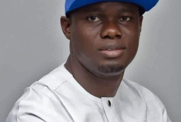 Former Oyetola Cabinet Member Dumps APC, Alleges Political Persecution